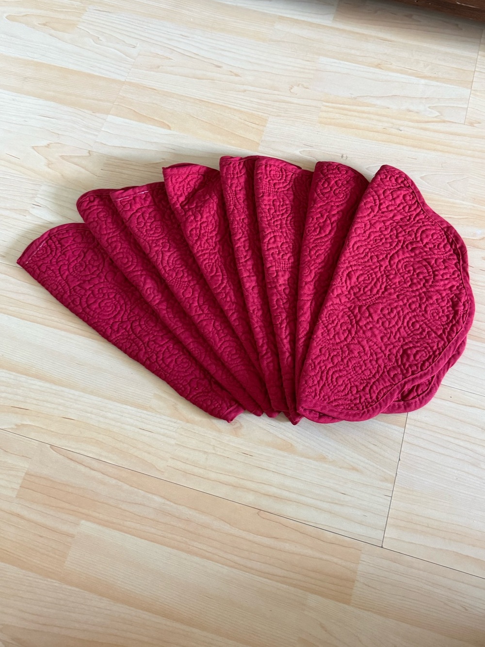 Quilted Dining Placemats in Deep Red - Set of 8